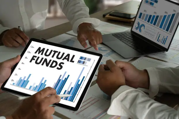 Best Mutual Funds to Invest in 2025 | Kubera Wealth